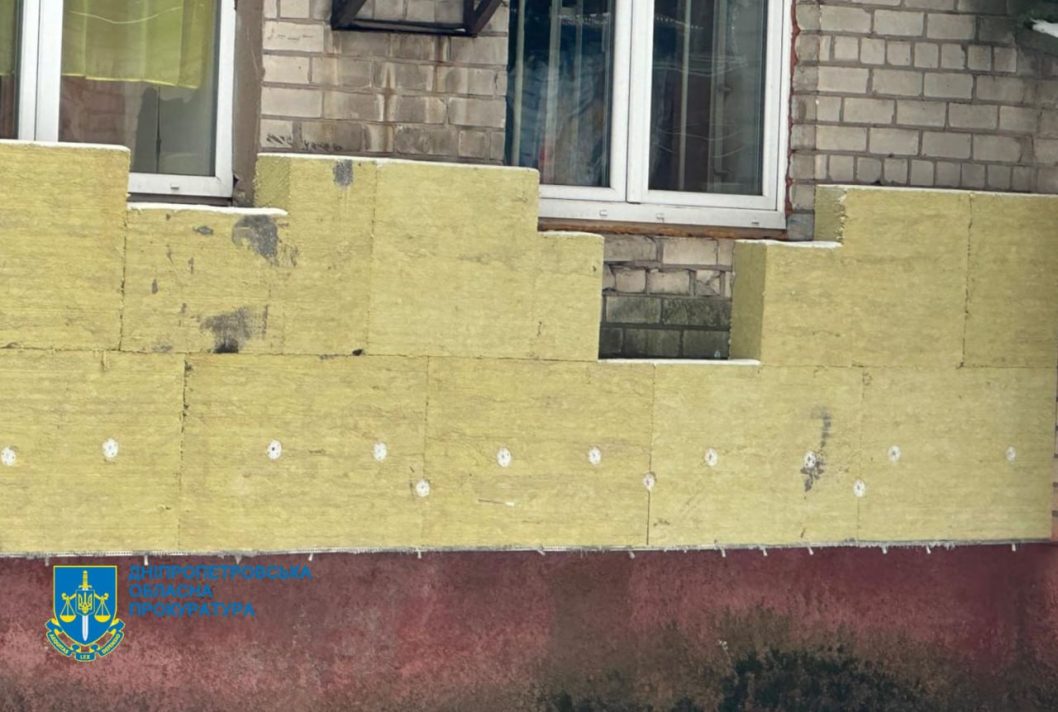 У Дніпрі посадовець із трьома підприємцями вкрали понад мільйон гривень на утепленні дитсадків - рис. 1