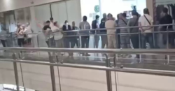 У Дніпрі чоловіки вишикувалися у черги під ЦНАПом, щоб оновити дані - рис. 17