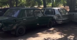 В Днепре пьяная женщина на ВАЗе въехала в три припаркованные машины - рис. 9