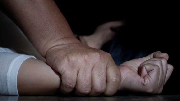 На Днепропетровщине пожилой мужчина пытался изнасиловать12-летнего мальчика - рис. 1