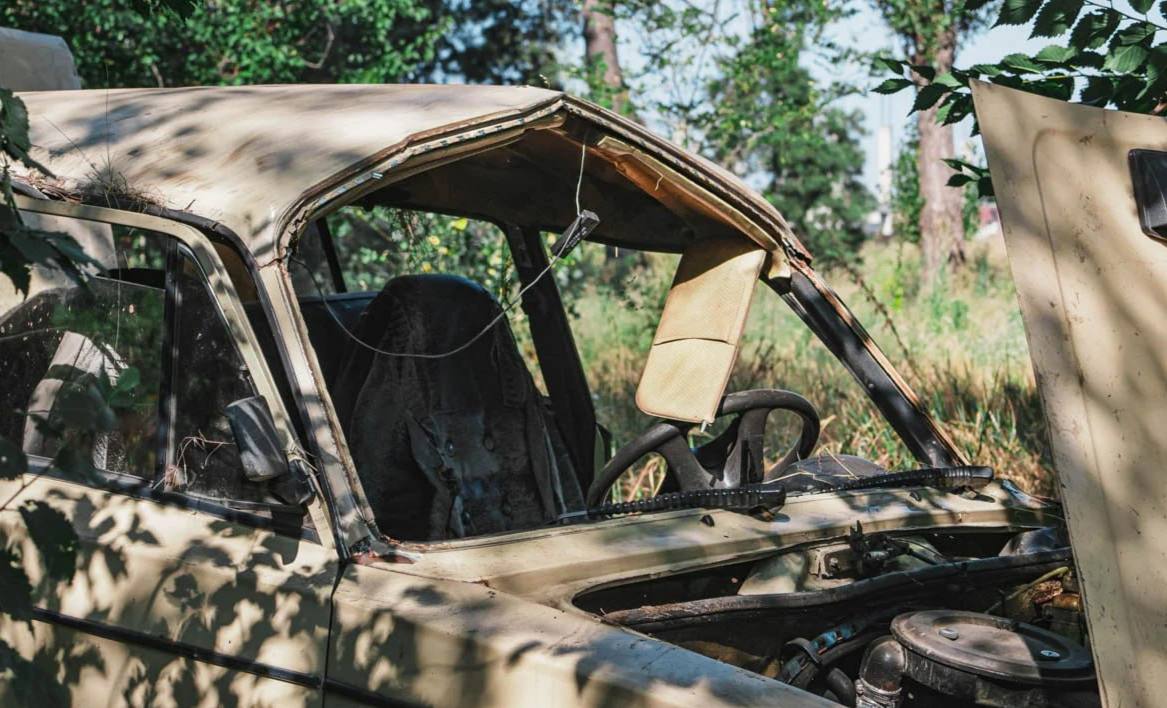 Смертельна аварія у Дніпрі: перекинувся автомобіль ВАЗ