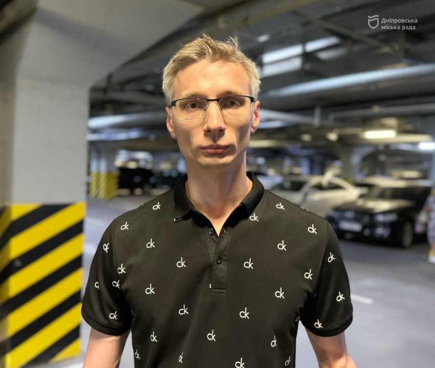 В Днепре из-за российского теракта пострадали 9 домов, в которых повреждено около 30 окон - рис. 1