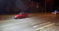 В Кривом Роге водитель Dacia сбил женщину на пешеходном переходе: пострадавшую госпитализировали - рис. 2