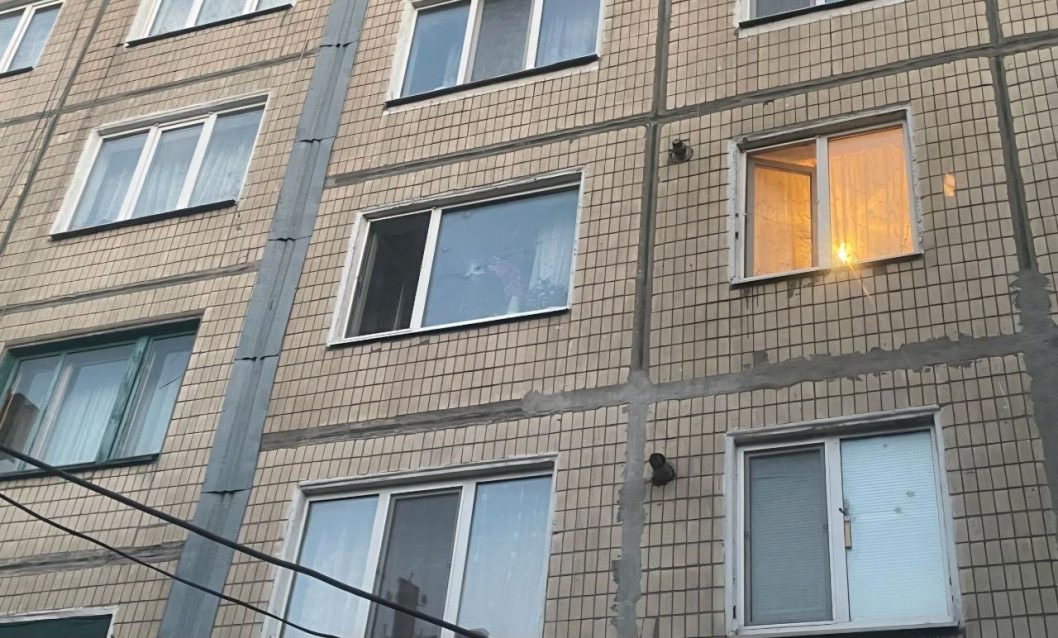 Российские оккупанты атаковали Никопольщину: пострадала 79-летняя женщина - рис. 3