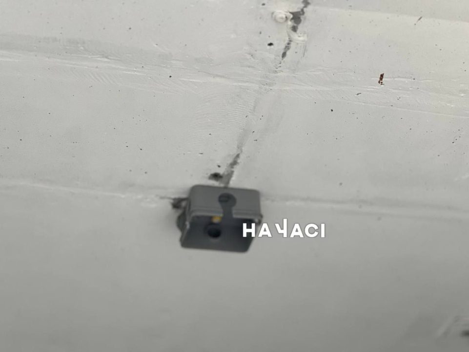 В Кривом Роге вандалы воруют оборудование из модульных укрытий - рис. 4