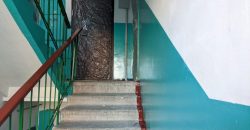 На Дніпропетровщині 8-річна дитина отримала важкі травми, катаючись на перилах у під'їзді