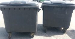 В Днепре неизвестные перекрыли Слобожанский проспект мусорными баками - рис. 14