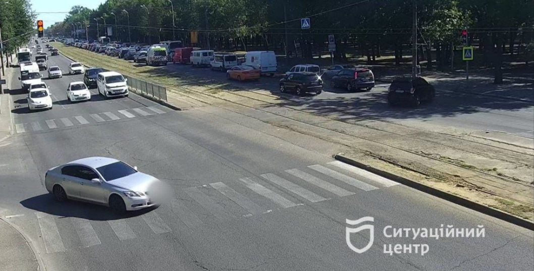  У центрі Дніпрі виник затор через аварію