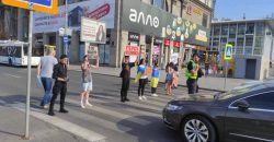 У Дніпрі на одну хвилину перекрили проспект Яворницького на знак вшанування полеглих героїв