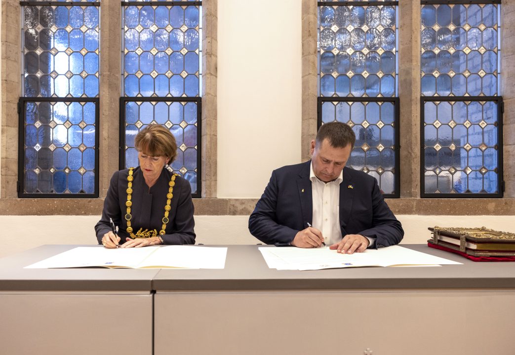 Днепр и Кельн заключили соглашение о бессрочном партнерстве - рис. 4