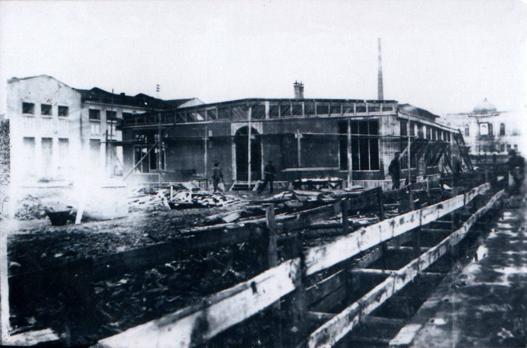 Історія ринку "Озерка": від мальовничого озера до найбільшого базару Дніпра