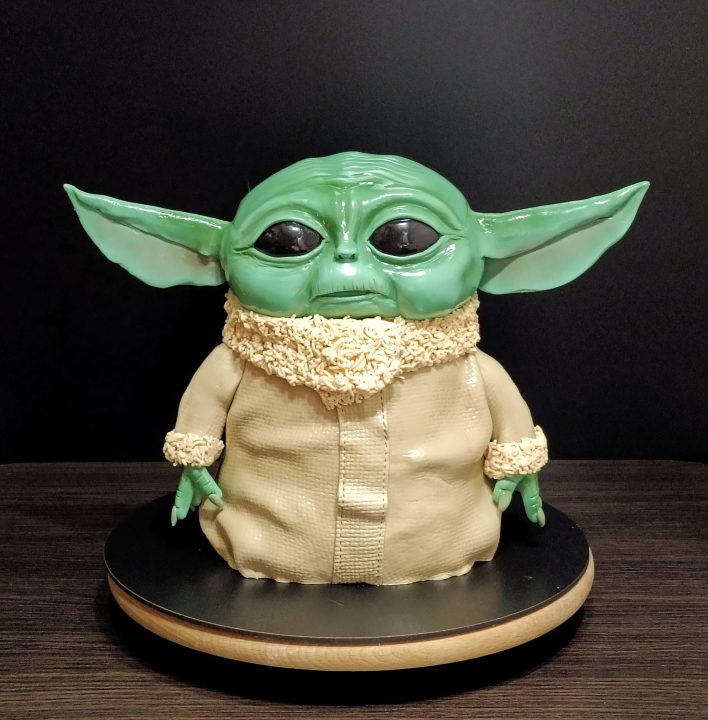 Дніпровський кондитер приготував торт у вигляді відомого героя серіалу