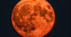 Мешканці Дніпра до кінця року ще побачать у небі супермісяць