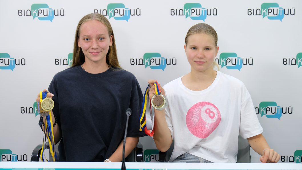 Дніпряни вибороли 8 медалей на Чемпіонаті України з бадмінтону  - рис. 1