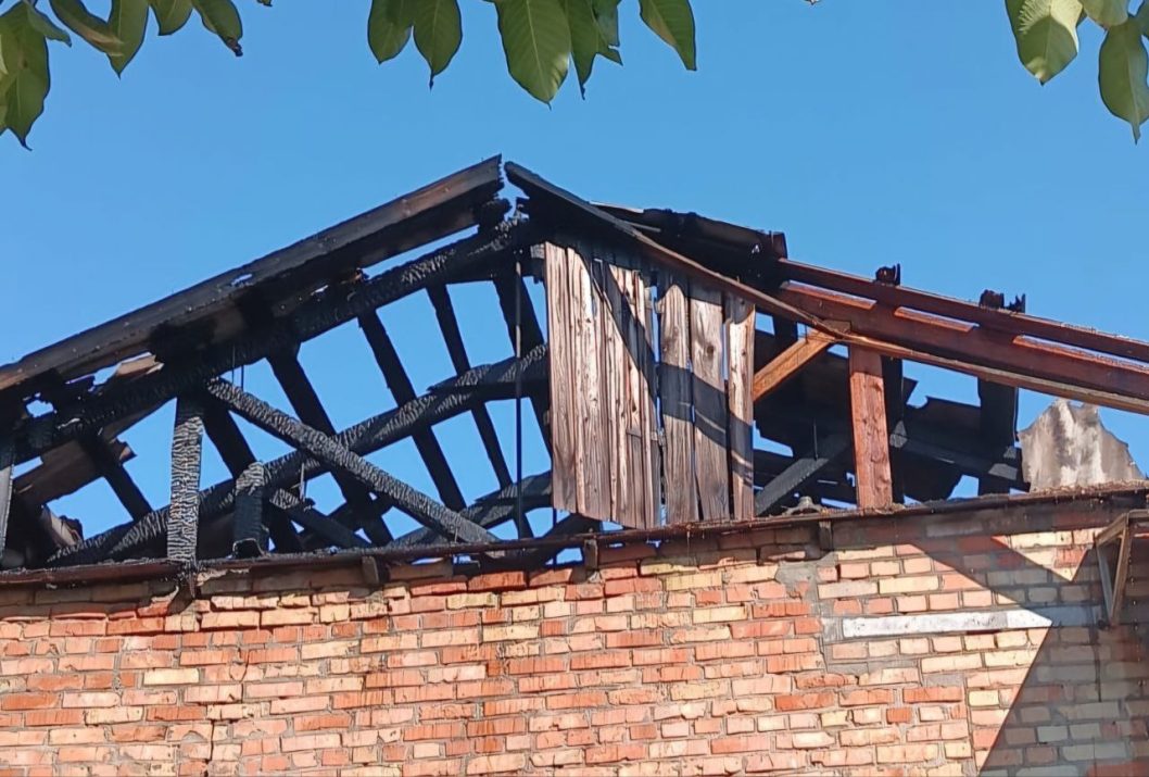 На Нікопольщині внаслідок російського обстрілу постраждала 50-річна жінка  - рис. 2