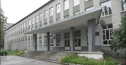 У Дніпрі в будівлі коледжу підприємство виготовляло лакофарбову продукцію - рис. 14