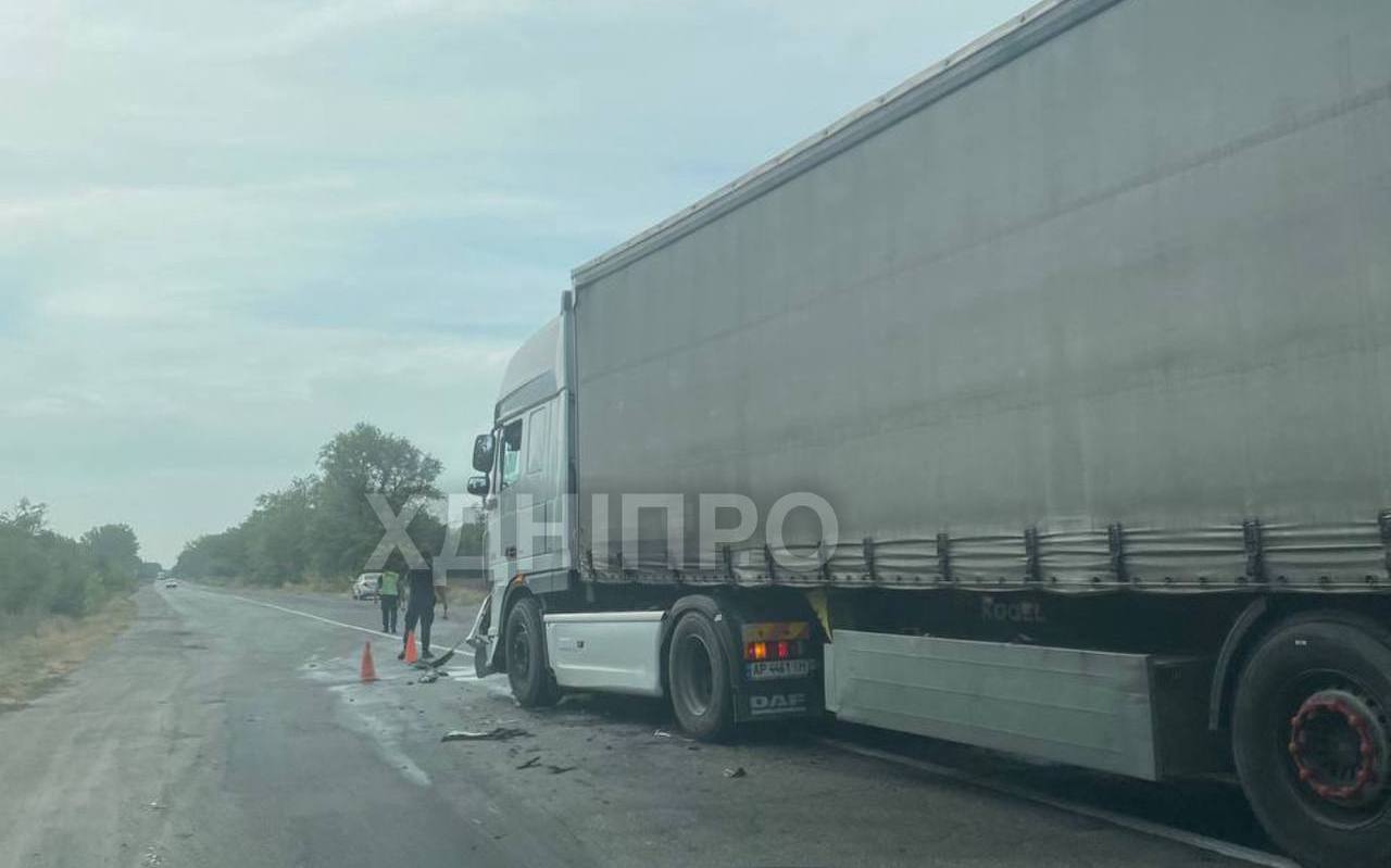 На трасі Дніпро-Київ внаслідок ДТП загинули двоє людей