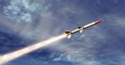 Российские оккупанты совершают комбинированную ракетную атаку по Украине - рис. 8