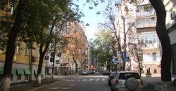 У Дніпрі планують тимчасово звузити тротуари на двох вулицях