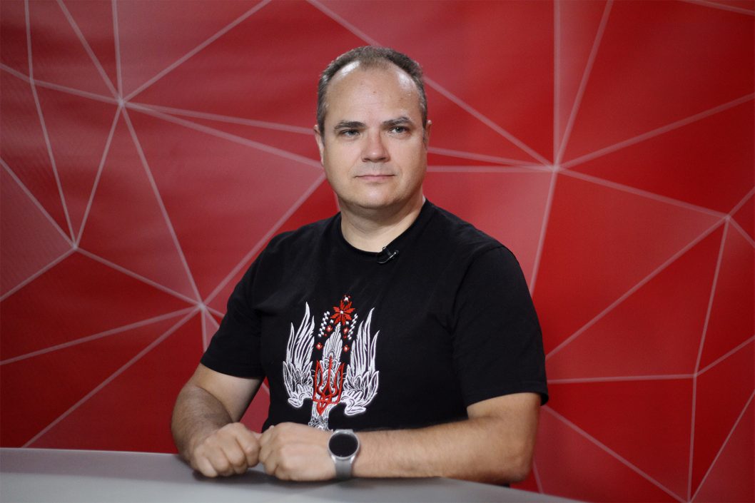 Історик із Дніпра – про здобуття Україною незалежності та еволюцію державного прапора - рис. 1