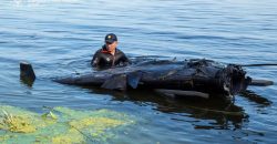 Водолази-сапери вилучили частину безпілотника росіян з Дніпра