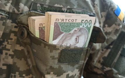 На Дніпропетровщині військові отримали по 200 тисяч "бойових", перебуваючи в тилу - рис. 1