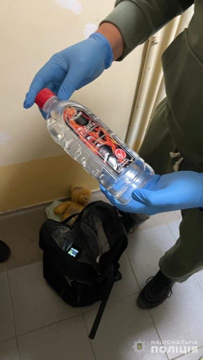 Зтримання палія авто військових у Дніпрі: поліція запевняє, що їхні дії були законними