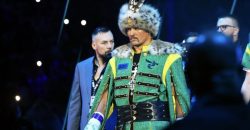 Усик в наручниках: сеть взорвалась мемами о задержании украинского боксера - рис. 8