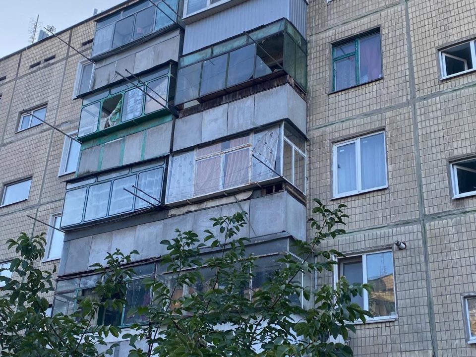 На Дніпропетровщині внаслідок ворожих атак постраждав 48-річний чоловік - рис. 4