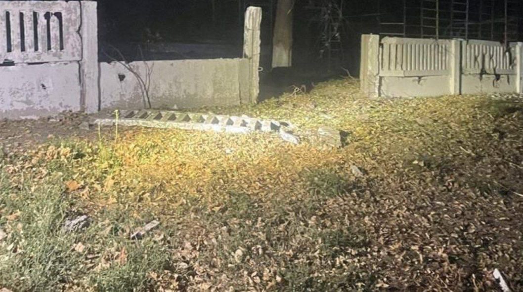 Понівечена інфраструктура та постраждала людина: наслідки нічної атаки на Нікопольщині