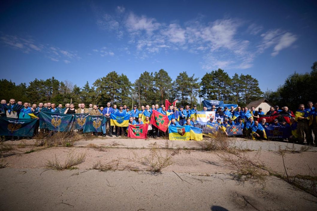 Из плена российских окупантов вернулись еще 8 воинов с Днепропетровщины - рис. 1