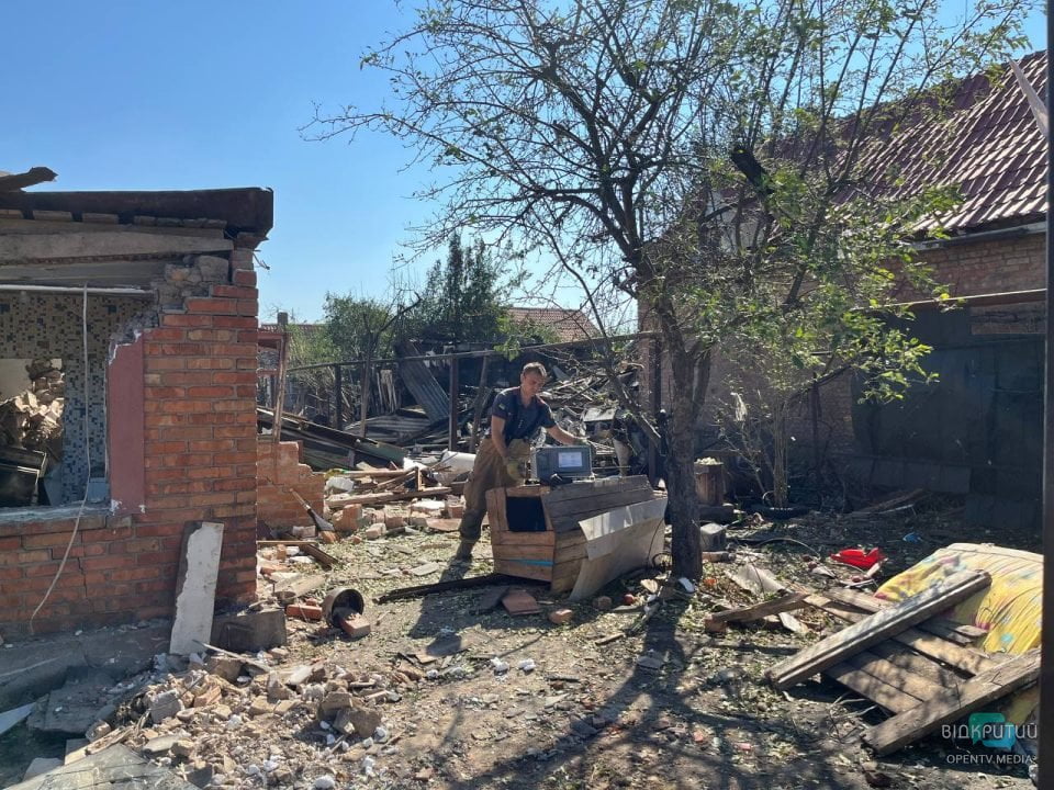 В Кривом Роге 23 сентября объявлен днем ​​траура по погибшим в результате ракетного удара - рис. 15