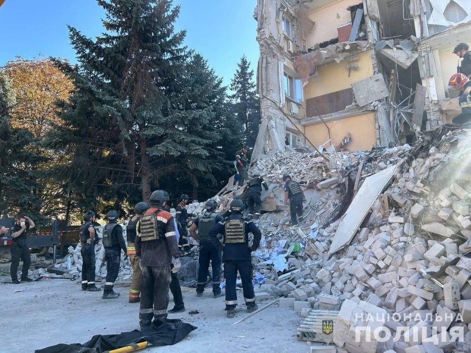 4 людини загинуло, серед них 3 поліцейських: у Кривому Розі завершили пошуково-рятувальні роботи - рис. 2