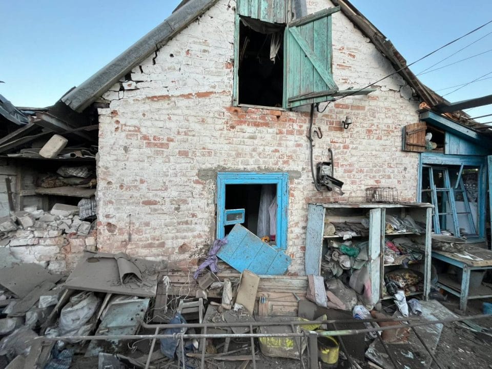 Російські окупанти атакували Нікопольщину: вбили жінку, постраждав чоловік - рис. 1