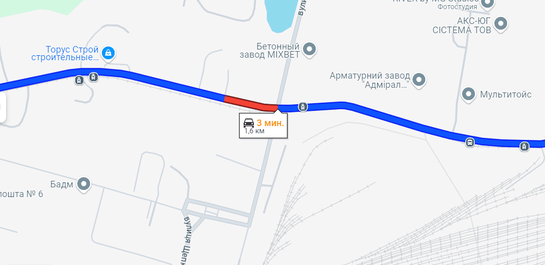 У Дніпрі зіткнулися трамвай та маршрутка: рух ускладнено