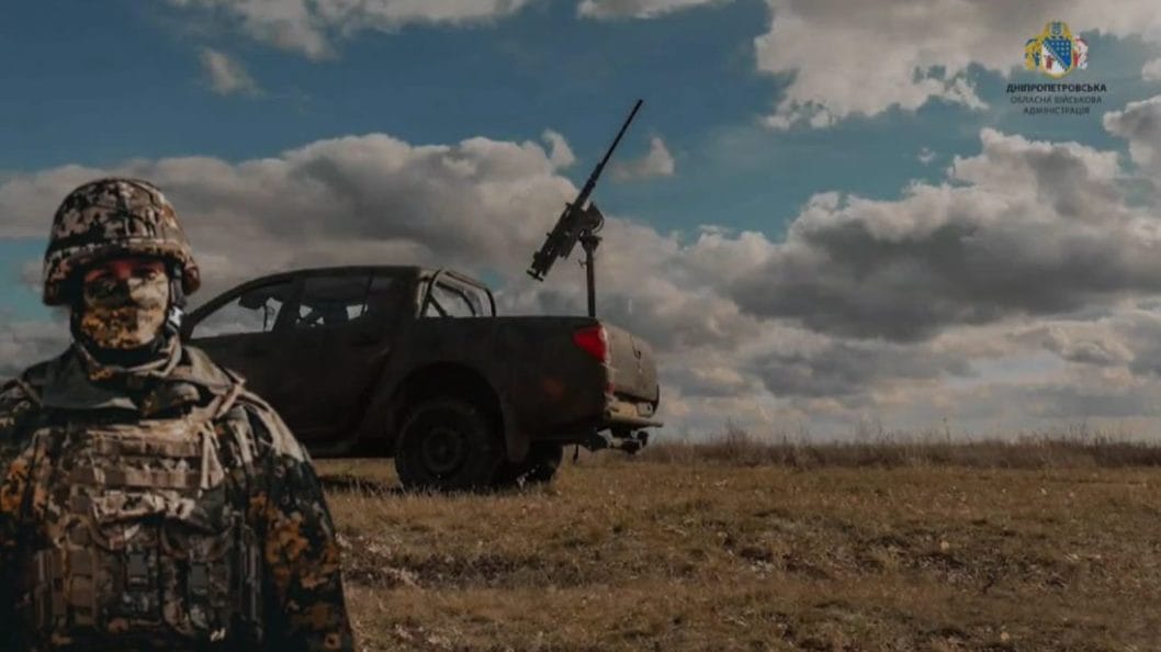 У небі над Дніпропетровщиною знищили російську ракету і безпілотник