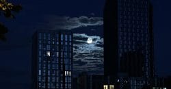 Жовтневий Супермісяць зійшов над Дніпром: унікальні кадри