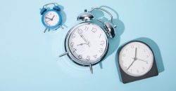 Українці вже цього тижня перейдуть на зимовий час: що потрібно знати
