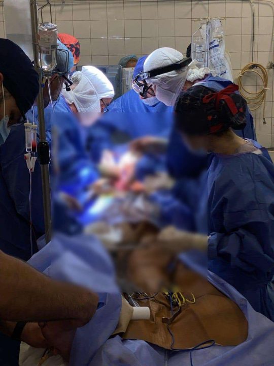 Вижив після важкого поранення сонної артерії: у лікарні Дніпра рятують військового