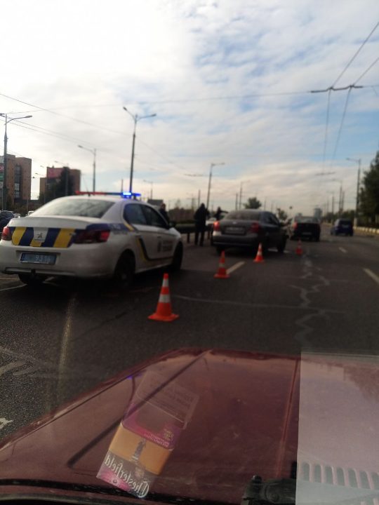 У Дніпрі через ДТП утворився величезний затор