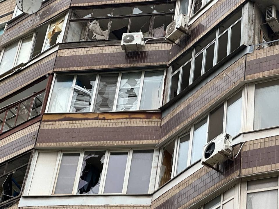 В Кривом Роге завершена спасательная операция: последствия атаки российских оккупантов - рис. 2